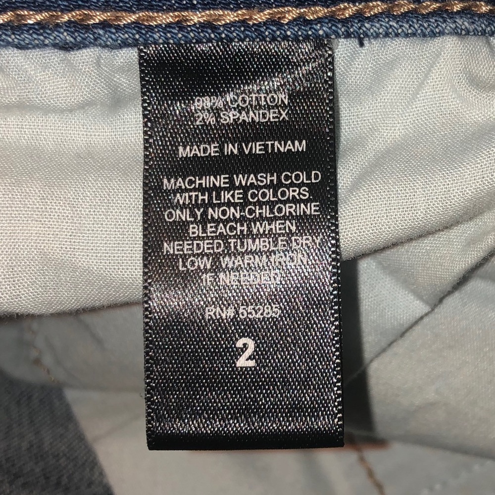 Express Cut off Shorts - Picture 6 of 7